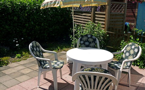 Schäfer: Mobilia, Terrazza, Tavolo Esterno, Tavolo, Prodotto, Ferro, Ombrello, Mobili Da Esterno, Sedia, Giardino