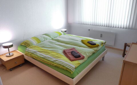 Miremont B7: Costruzione, Comfort, Telaio Del Letto, Cuscino, Legna, Casa, Pavimento, Pavimentazione, Letto, Latifoglie