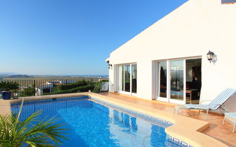 Isabel: Proprietà, Casa, Piscina, Costruzione, Immobiliare, Casa, Villa, Architettura, Estate, Ricorrere
