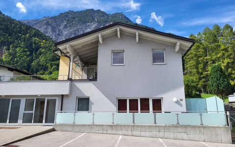 Vandans 100: Collina, Casa, Catena Montuosa, Hill Station, Pendenza, Balcone, Villetta, Alpi, Valle, Cresta