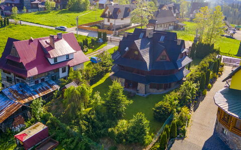 Pod Jesionem: Costruzione, Pianta, Blu, Verde, Albero, Casa, Lotto, Vegetazione, Urban Design, Biome