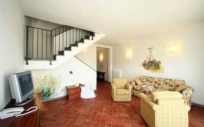 Alloggio:&nbsp;Ginestra
