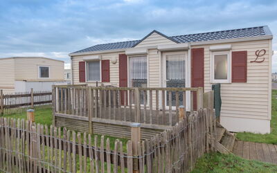 Bredene 200: Cielo, Nube, Costruzione, Proprietà, Finestra, Pianta, Recinzione, Casa, Legna, Lotto