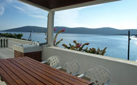 Agneza: Proprietà, Vacanza, Deck, Casa, Balcone, Camera, Immobiliare, Costruzione, Mobilia, Oceano