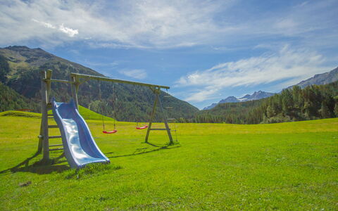Schmittnhof: Nube, Cielo, Montagna, Pianta, Verde, Paesaggio Naturale, Albero, Pendenza, Erba