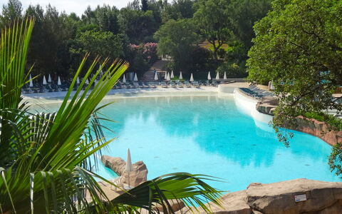 Grimaud 119: Acqua, Pianta, Risorse Idriche, Proprietà, Comunita 'Impianto, Cielo, Albero, Paesaggio Naturale, Azzurro, Natura