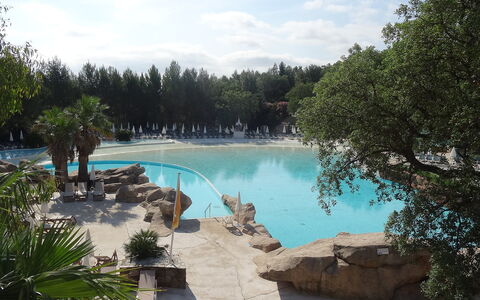 Grimaud 119: Acqua, Cielo, Pianta, Nube, Albero, Piscina, Paesaggio Naturale, Costiera E Morfologie Oceanic, Woody Impianto, Lago