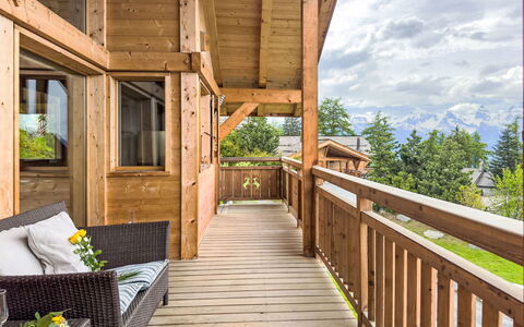 Nendaz 244: Legna, Latifoglie, Portico, Color Legno, Villetta, Plank, Legname, Pavimento In Legno, Deck, Log Cabin