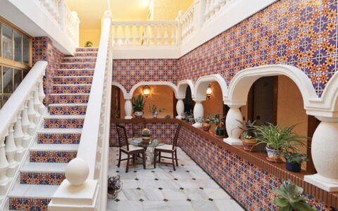 Finca la Poza: Costruzione, Le Scale, Proprietà, Interior Design, Immobiliare, Atrio, Architettura, Camera, Parete, Arco