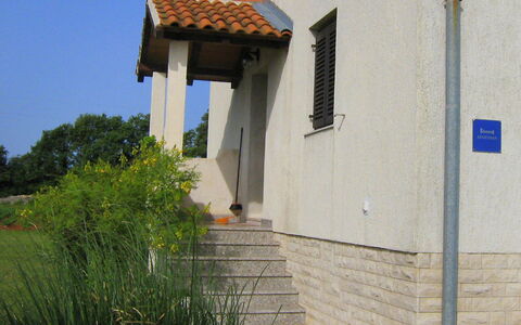 Cvjetko: Blu, Proprietà, Casa, Parete, Tetto, Costruzione, Architettura, Immobiliare, Casa, Villetta