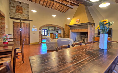 Cerretalta: Proprietà, Costruzione, Camera, Interior Design, Immobiliare, Atrio, Estate, Pavimento, Casa, Casa