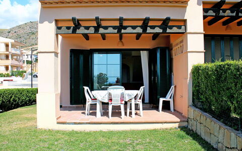 Mirador Ii: Proprietà, Costruzione, Casa, Immobiliare, Casa, Terrazza, Erba, Pergola, Estate, Backyard