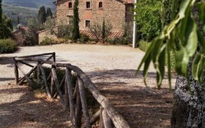Villa Polvano Picchio 2 - the parking place in front of the house