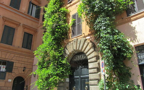 Pantheon: Proprietà, Costruzione, Quartiere, Architettura, Casa, Albero, Facciata, Immobiliare, Appartamento, Arco