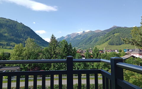 Riki: Geografia Montane, Montagna, Collina, Catena Montuosa, Highland, Hill Station, Cresta, Valle, Balcone, Recinzione