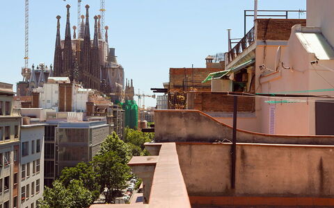 Eixample Dret Sagrada Familia: Architettura, Tetto, Costruzione, Quartiere, Città, Urban Design, Zona Residenziale, Facciata, Industria