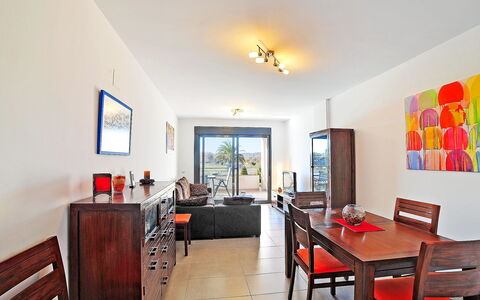 Isleta Marina: Camera, Proprietà, Interior Design, Mobilia, Costruzione, Immobiliare, Pavimento, Soffitto, Tavolo, Casa