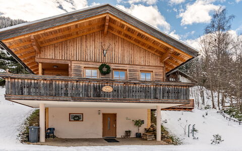Chalet Venus: Costruzione, Legna, Casa, Casa, Villetta, Tetto, Architettura, Porta, Congelamento, Pendenza