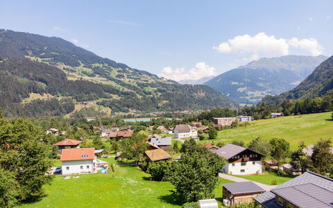 Sonnegg: Cielo, Pianta, Montagna, Nube, Giorno, Verde, Paesaggio Naturale, Ambiente Naturale, Costruzione, Albero