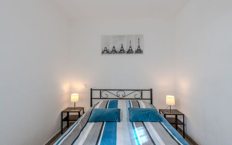 Terrasses de la Mer: Proprietà, Le Scale, Interior Design, Architettura, Casa, Costruzione, Pavimentazione, Simmetria, Soffitto, Corrimano