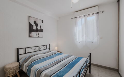 Terrasses de la Mer: Costruzione, Mobilia, Comfort, Finestra, Tessile, Porta, Legna, Interior Design, Casa