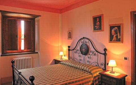 Villa Sant' Angelo: Camera, Camera Da Letto, Mobilia, Letto, Proprietà, Interior Design, Lenzuolo, Telaio Del Letto, Suite, Costruzione