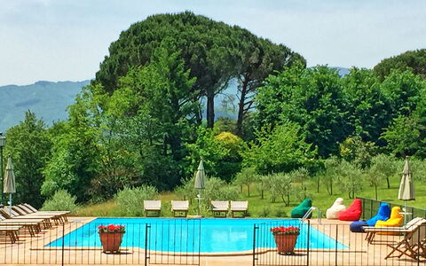 Villa Sant' Angelo: Paesaggio Naturale, Albero, Erba, Tempo Libero, Estate, Paesaggio, Backyard, Hill Station, Area Rurale, Tavolo