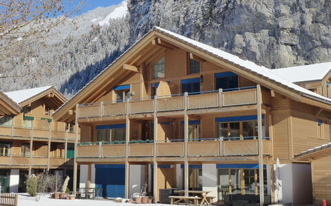 Staubbach: Montagna, Neve, Finestra, Cielo, Legna, Costruzione, Pendenza, Albero, Shade, Tetto