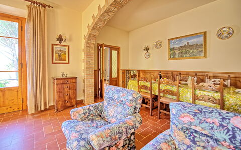 Casale Ambra: Camera, Proprietà, Mobilia, Costruzione, Casa, Immobiliare, Interior Design, Casa, Soggiorno, Tavolo