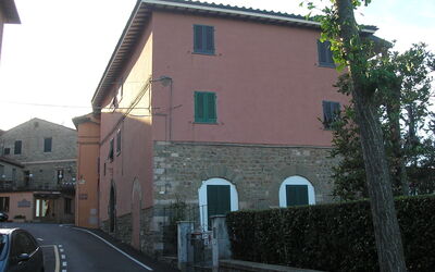 Vista Casa Giulio arrivando dal parcheggio pubblico