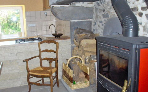 O'Petit Bonheur: Focolare, Stufa A Legna, Camino, Camera, Stufa, Calore, Massoneria Forno, Apparecchio Major, Elettrodomestico, Mobilia