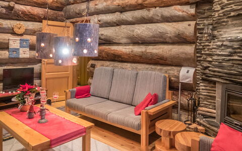 Mäntylä A-Osa: Mobilia, Legna, Pavimentazione, Interior Design, Pavimento, Pavimento In Legno, Camera, Soggiorno, Latifoglie, Color Legno