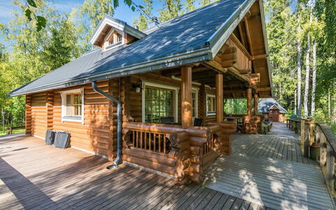 Koivuranta: Finestra, Facciata, Architettura, Porta, Casa, Estate, Dimora, Finestra A Ghigliottina, Balcone, Villa