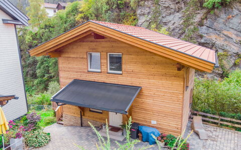Am Arlberg: Pianta, Costruzione, Proprietà, Finestra, Legna, Albero, Casa, Lotto, Vegetazione, Tavolo