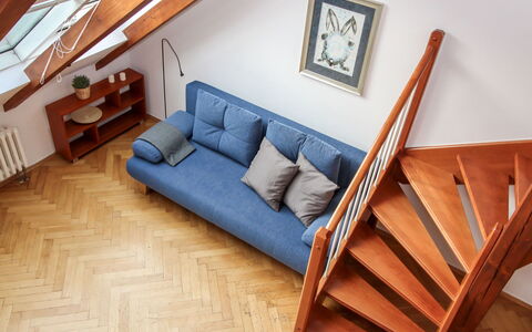 O21: Mobilia, Divano, Cornice, Proprietà, Comfort, Legna, Rettangolo, Interior Design, Divano Letto, Soggiorno