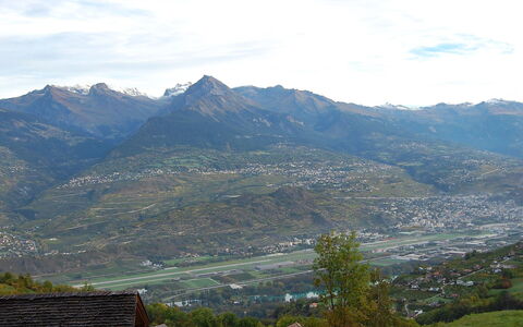 Chalet Enfin: Geografia Montane, Montagna, Highland, Cielo, Catena Montuosa, Hill Station, Collina, Natura Selvaggia, Cresta, Nube