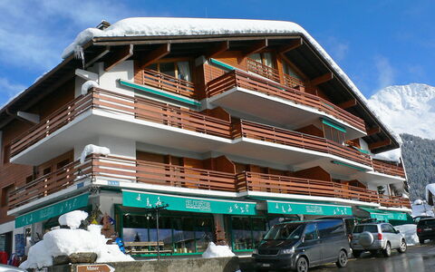 Atlantic 112: Architettura, Trasporto, Inverno, Costruzione, Neve, Immobiliare, Casa, Hill Station, Tempo Libero, Hotel