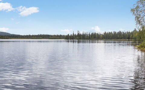 Rukatörmä, Kesäjärvi: Blu, Risorse Idriche, Cielo, Acqua, Corpo D'Acqua, Natura, Nube, Ambiente Naturale, Paesaggio Naturale, Waterway