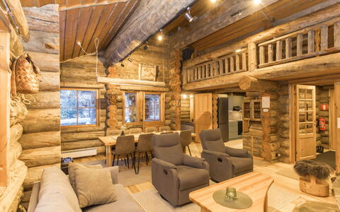 Rukasaukko: Legna, Soffitto, Interior Design, Casa, Villetta, Log Cabin, Soggiorno, Ricorrere, Color Legno, Loft