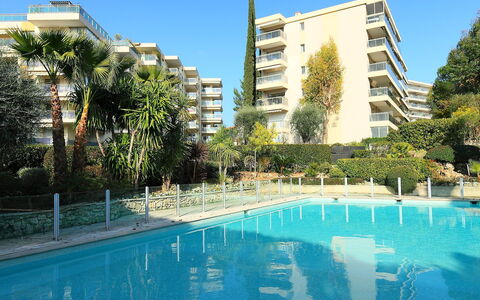 Le Floriana: Mobilia, Sedia, Tavolo, Mobili Da Esterno, Tavolo Esterno, Portico, Cucina & Sala Da Pranzo Tavolo, Balcone, Deck, Shade