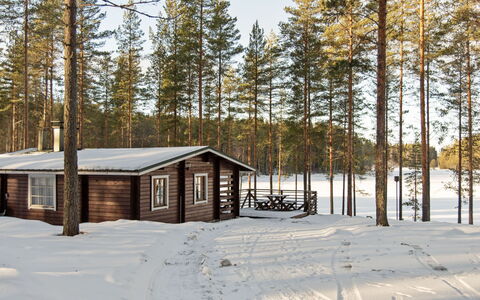 Aittoniemi i: Legna, Raccordo, Villetta, Casa, Casa, Plank, Edifici Giardino, Log Cabin, Latifoglie, Portico
