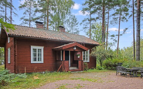 Villa Pettu: Albero, Legna, Villetta, Casa, Tetto, Casa, Lotto, Area Rurale, Raccordo