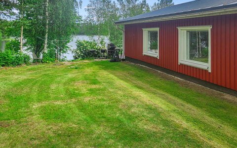 Ellilä: Erba, Lotto, Prato, Giardino, Villetta, Backyard, Groundcover, Cortile, Agriturismo