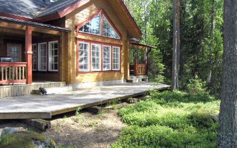 Puolukka: Legna, Villetta, Log Cabin, Edifici Giardino, Portico, Raccordo, Woodland, Latifoglie, Backyard, Larice
