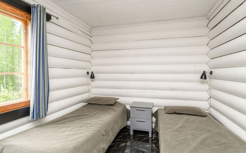 Villa Assi: Legna, Camera Da Letto, Latifoglie, Letto, Color Legno, Telaio Del Letto, Plank, Lenzuolo, Bedding, Log Cabin