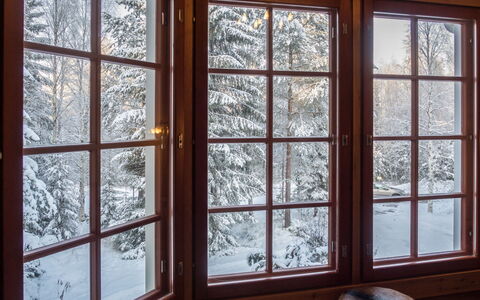 Vaarapirtti Tähti: Legna, Casa, Neve, Villetta, Casa, Inverno, Tetto, Congelamento, Raccordo, Pendenza