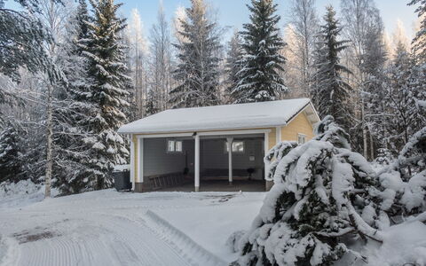 Vaarapirtti Tähti: Legna, Casa, Neve, Villetta, Casa, Inverno, Tetto, Congelamento, Raccordo, Pendenza