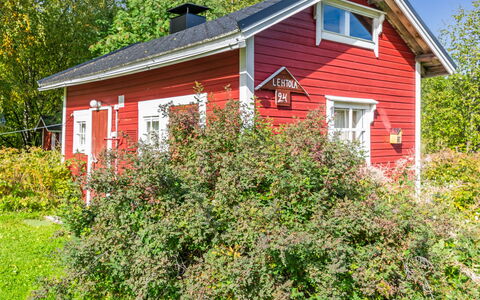 Lehtola: Legna, Raccordo, Villetta, Casa, Casa, Plank, Edifici Giardino, Log Cabin, Latifoglie, Portico