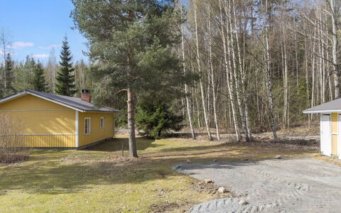 Keltavuokko: Villetta, Casa, Casa, Edifici Giardino, Raccordo, Log Cabin, Agriturismo, Estate, Capannone, Cortile