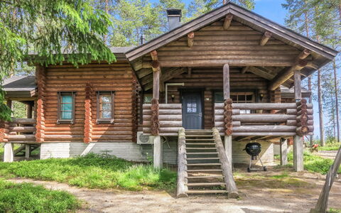 Karpalo: Villetta, Casa, Casa, Edifici Giardino, Raccordo, Log Cabin, Agriturismo, Estate, Capannone, Cortile